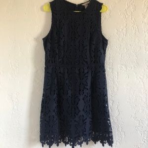 W’s Sleeveless Lace Dress